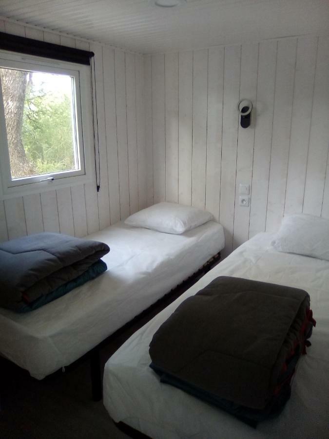 ホテル Camping Les Peupliers Saint-Pere-en-Retz エクステリア 写真